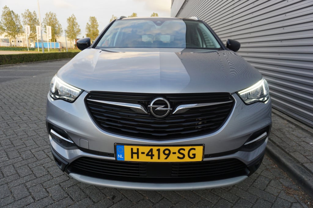 Opel Grandland X 1.2 turbo 120 jaar edition climate / navi / carplay / crui