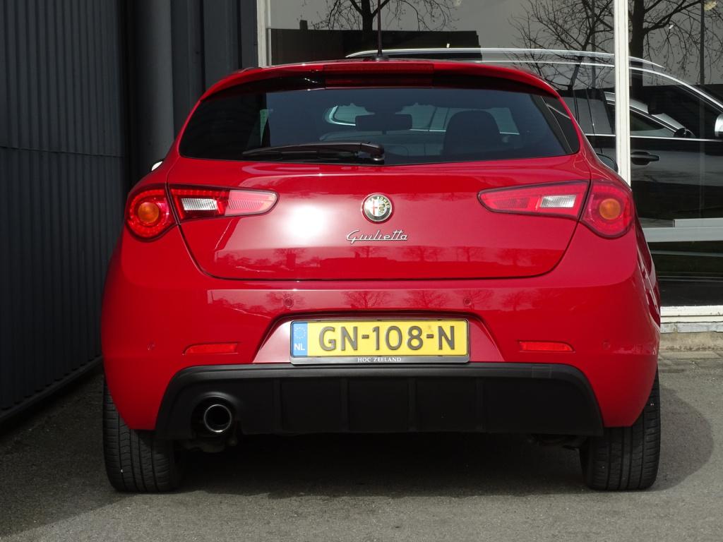 Alfa Romeo Giulietta 1.4 t distinctive | navi | 18"