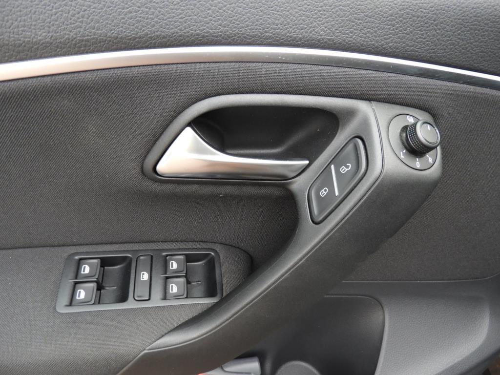Volkswagen Polo 1.2 tsi highline nap nl auto