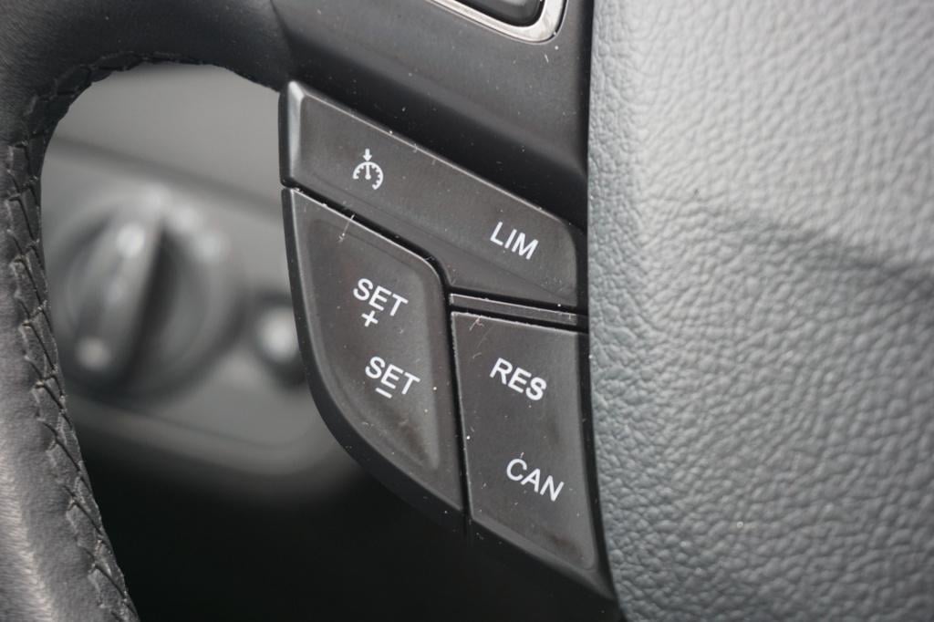Ford C-max 1.0 trend 1e eigenaar - airco / cruise / elektr. ramen / parkeer