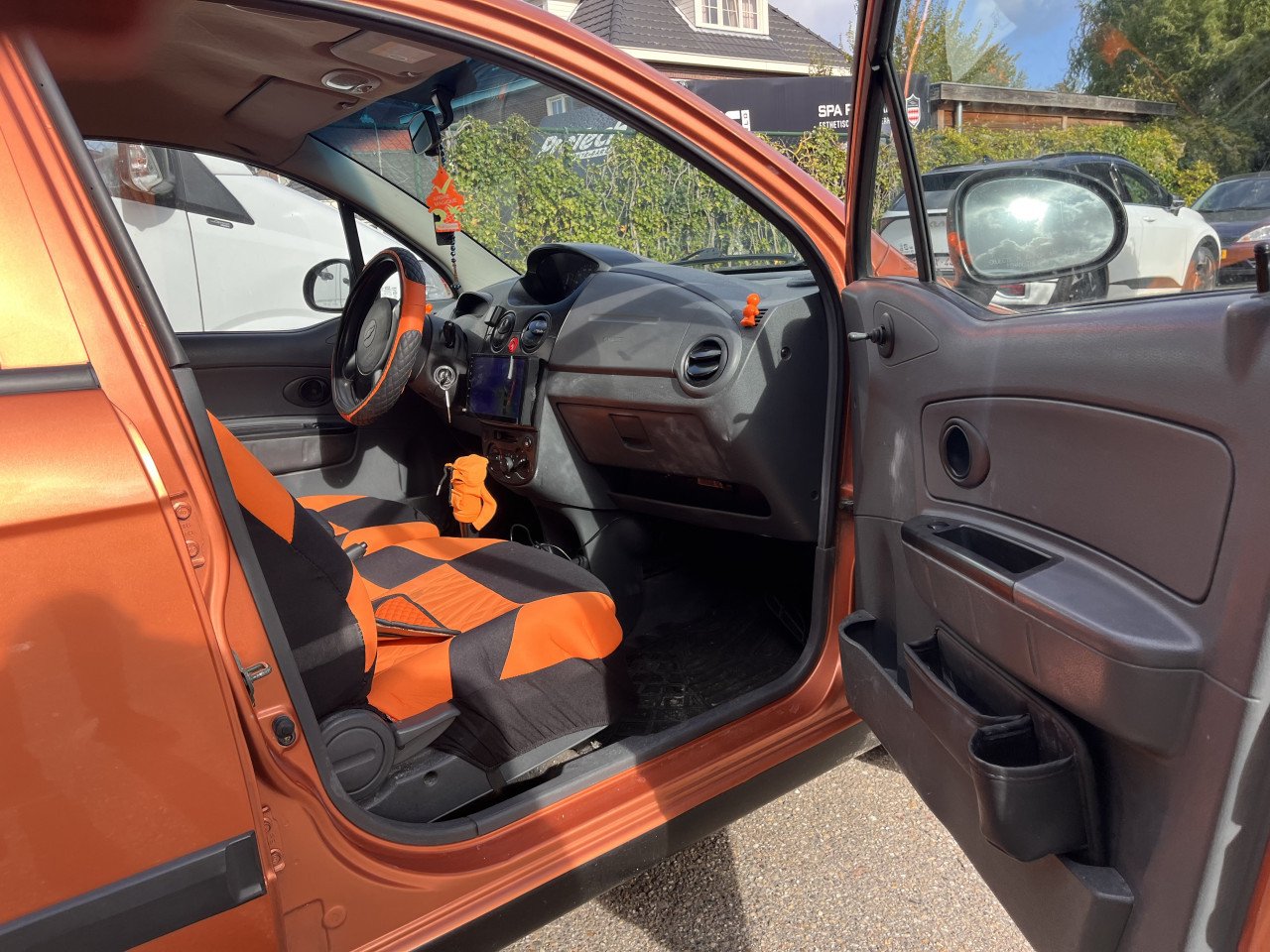 Auto