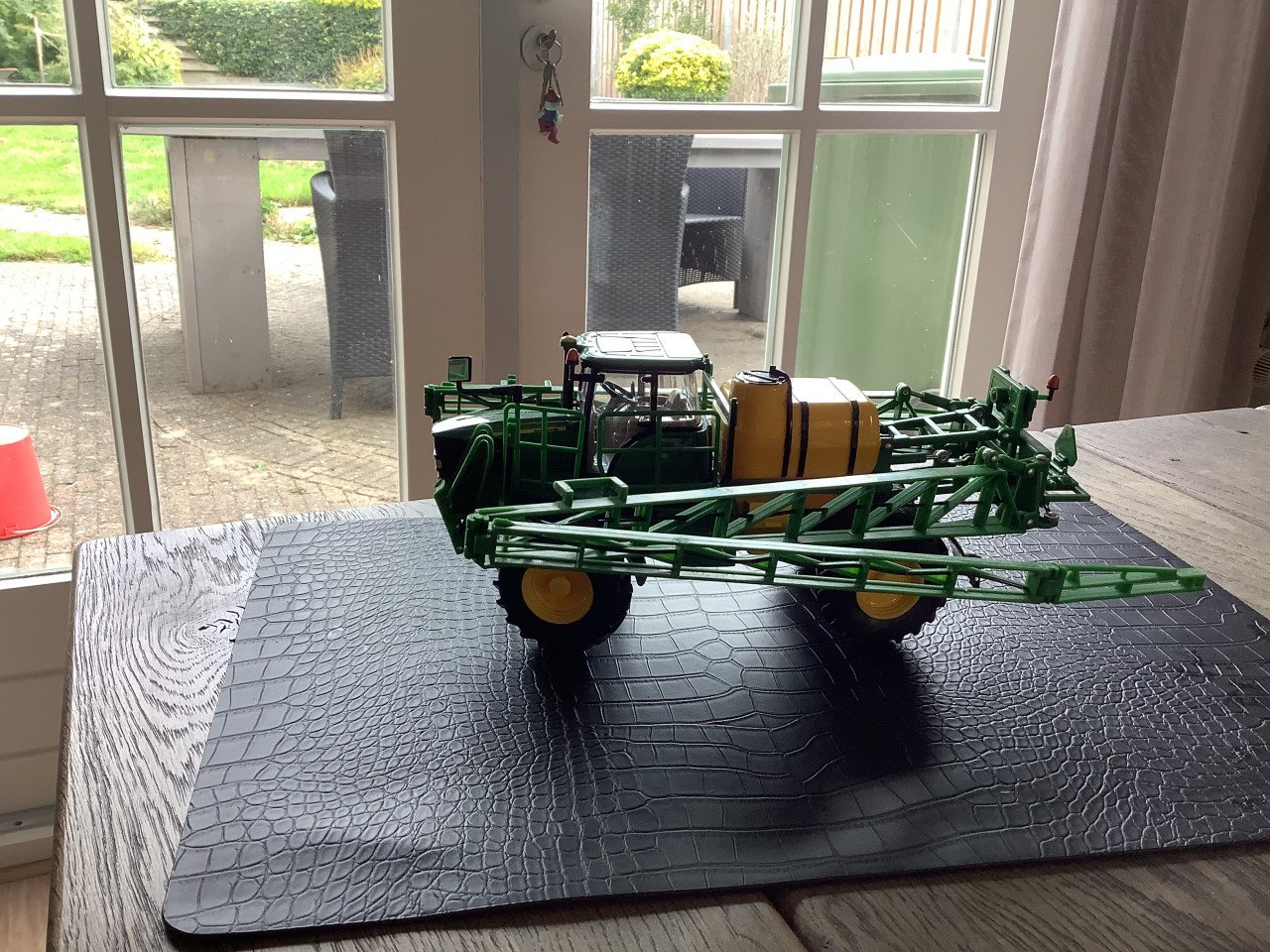 Jon Deere model  self propeller spray
