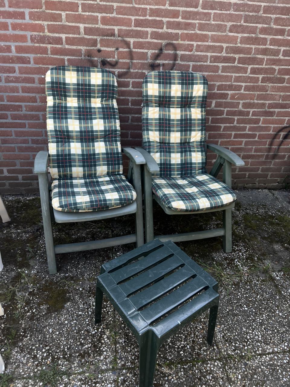 Tuinstoelen 3 x Hartman verstelbare leuning kussens 2 stoelen 2 tafels
