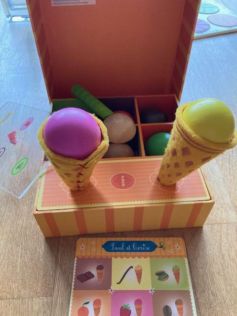 IJssalon spelen en leerplank