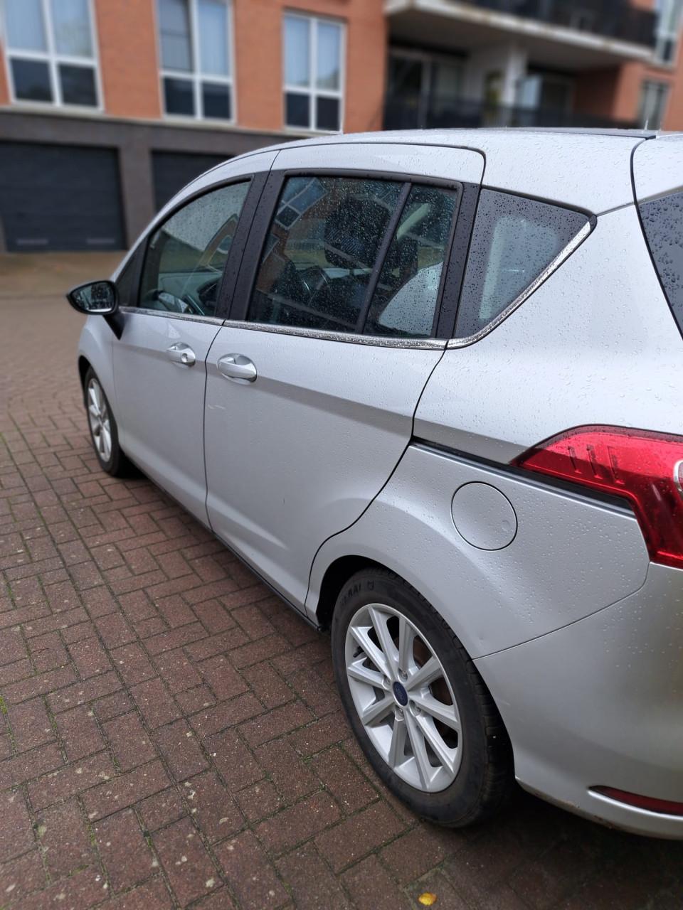 Mooie goed onderhouden Ford B-max