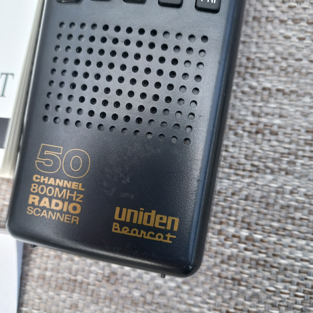 Uniden bearcat UBC 80 XLT Radio Scanner.