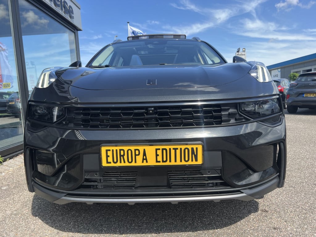 Lynk & Co 01 1.5 261pk phev plug in hybrid , 360gr camera , zwart gewrapt ,