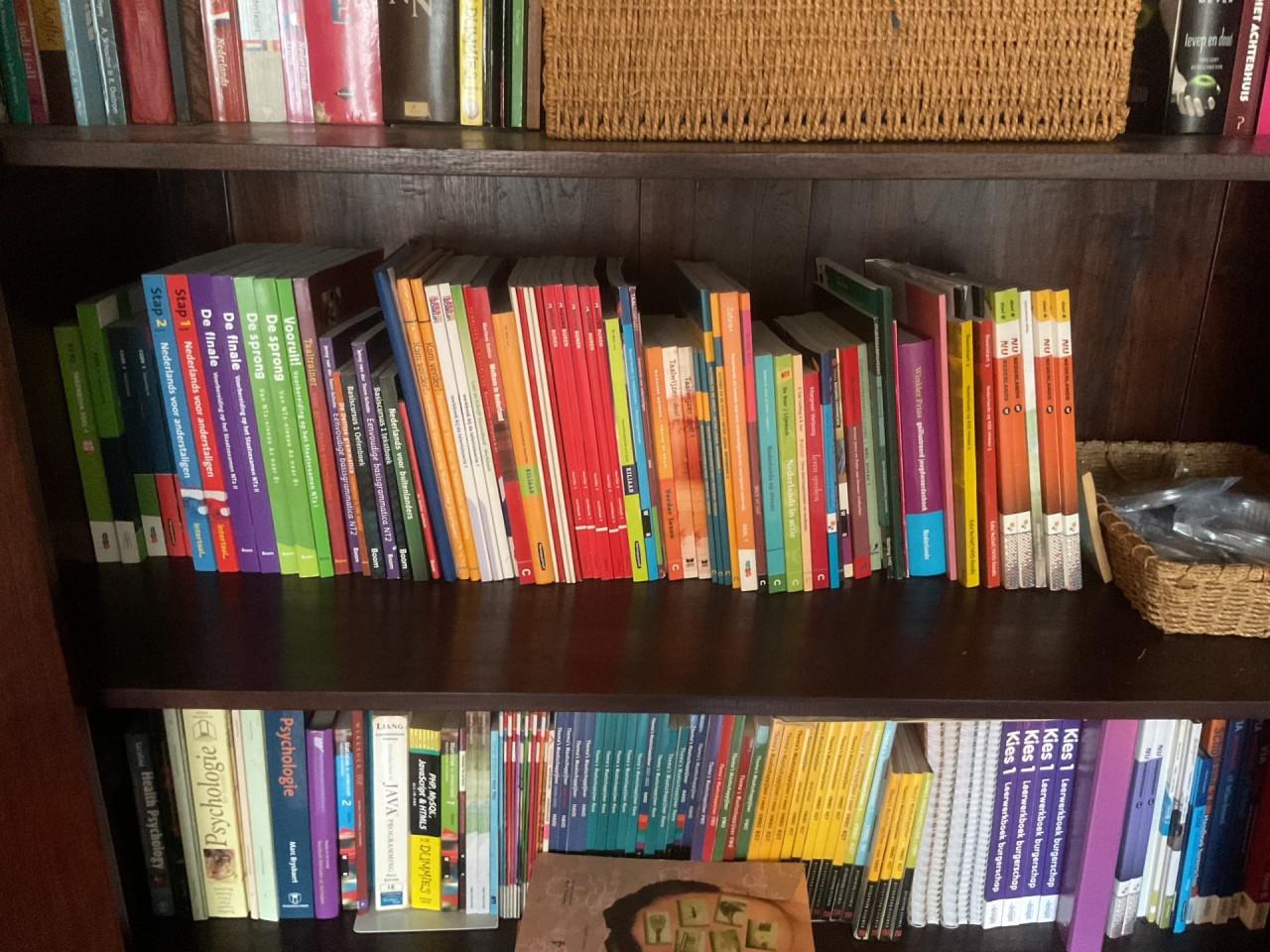 Massieve Teakhouten kast gekocht bij Frederik Interieurs