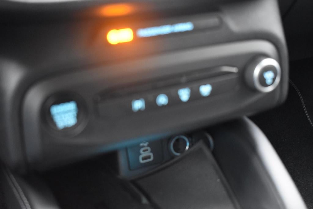 Ford Focus wagon 1.0 ecoboost hybrid titanium x | climate control | cruise 