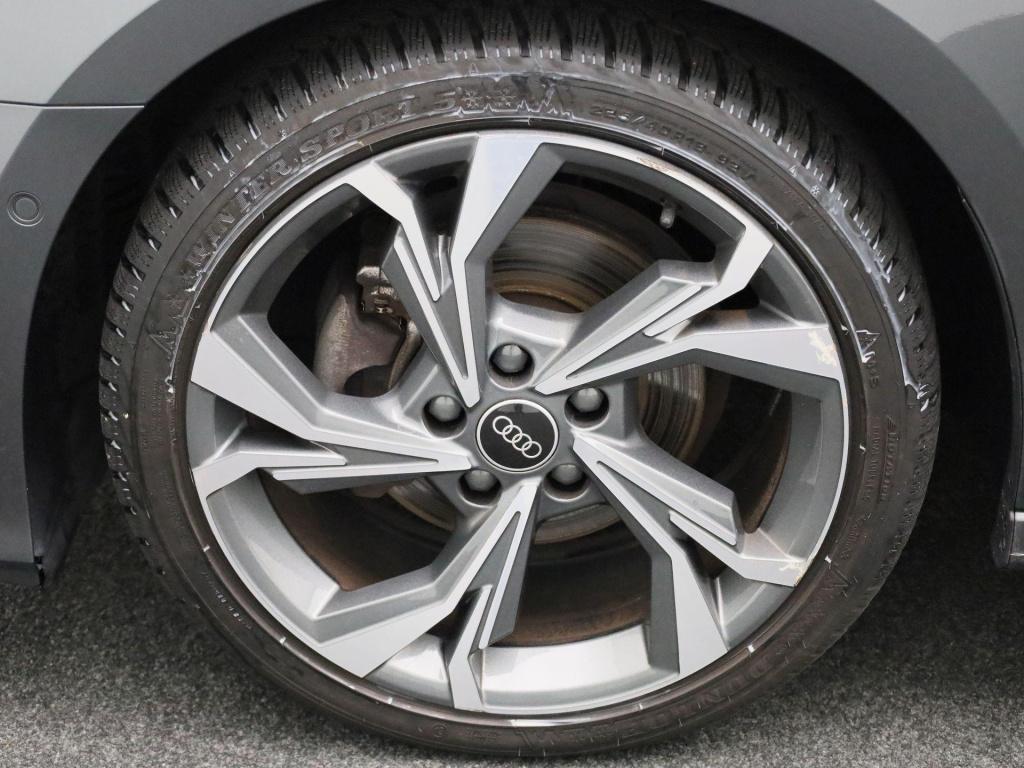 Audi A3 limousine 30 tfsi s edition | automaat | navigatie | vlak stuur | c