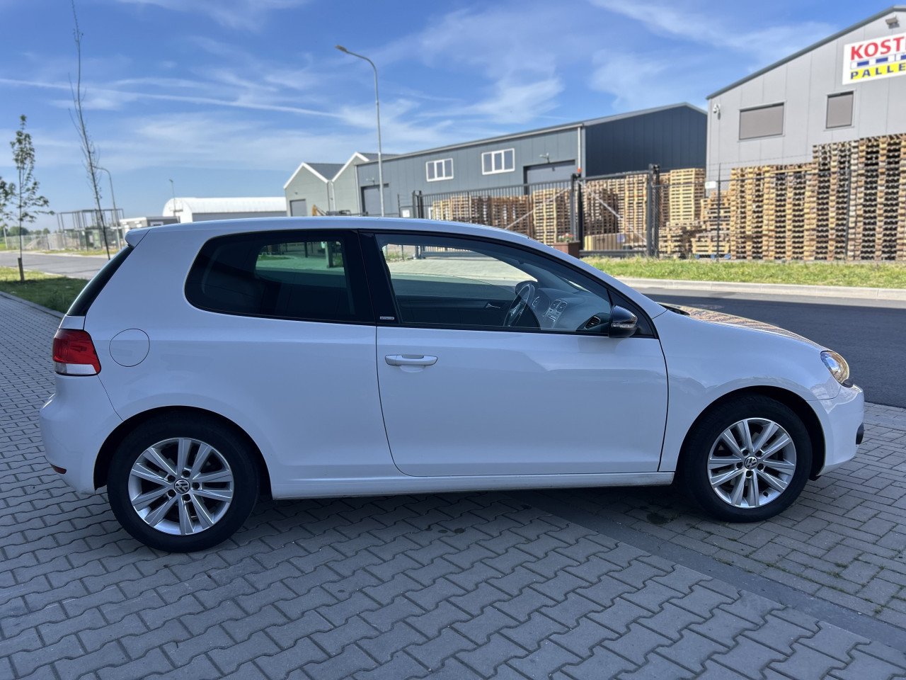 Volkswagen Golf 1.4 Style/R-LINE-CRUISE CONTR/APK/STOELV.