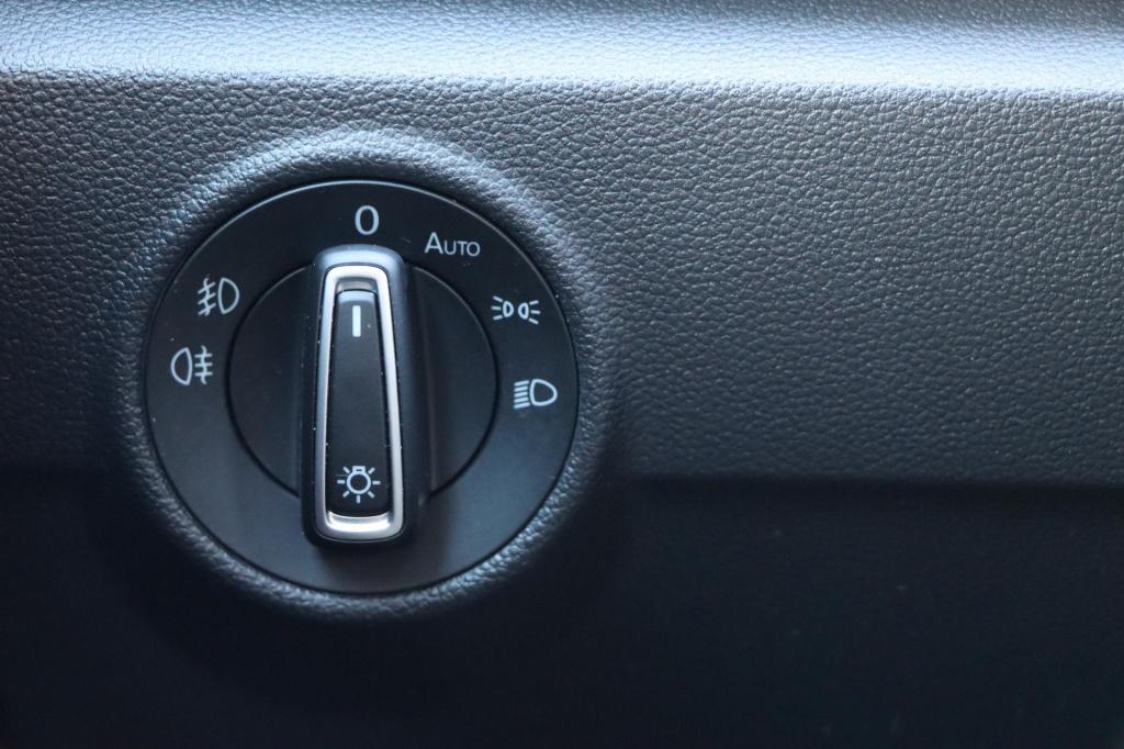 Volkswagen T-roc 1.5 tsi sport