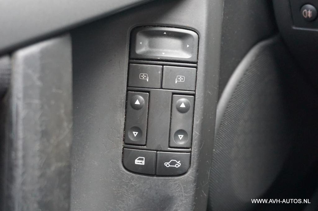 Opel Vectra wagon 1.8-16v comfort