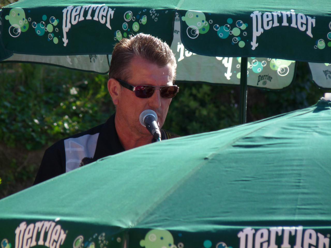 *** SWEET MEMORIES ***  fijne allround live muziek voor iedereen en overal