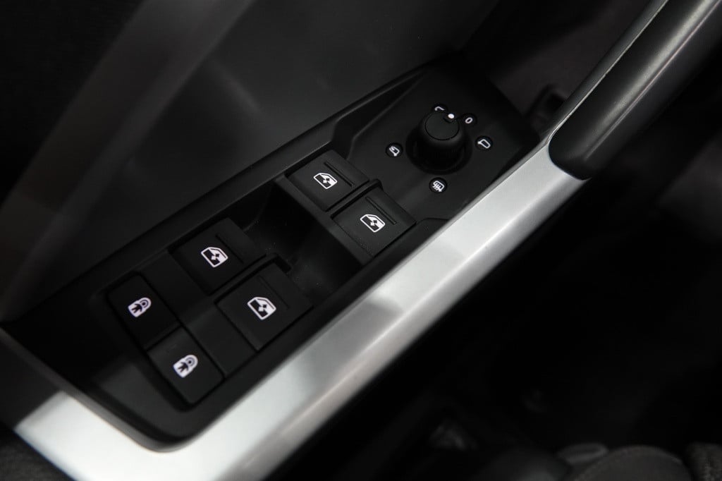 Audi Q3 35 tfsi pro line | pano | matrix | maxton | camera |