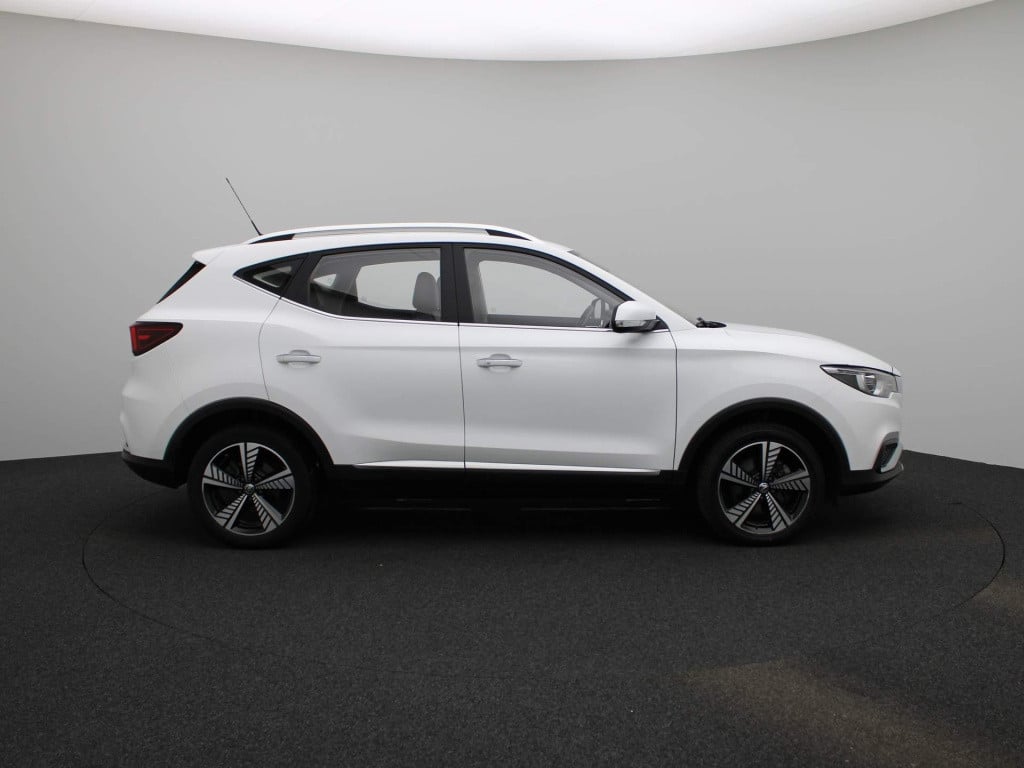 MG Zs-ev mg luxury 45 kwh aut. | panoramadak | leder | navigatie | airco | 