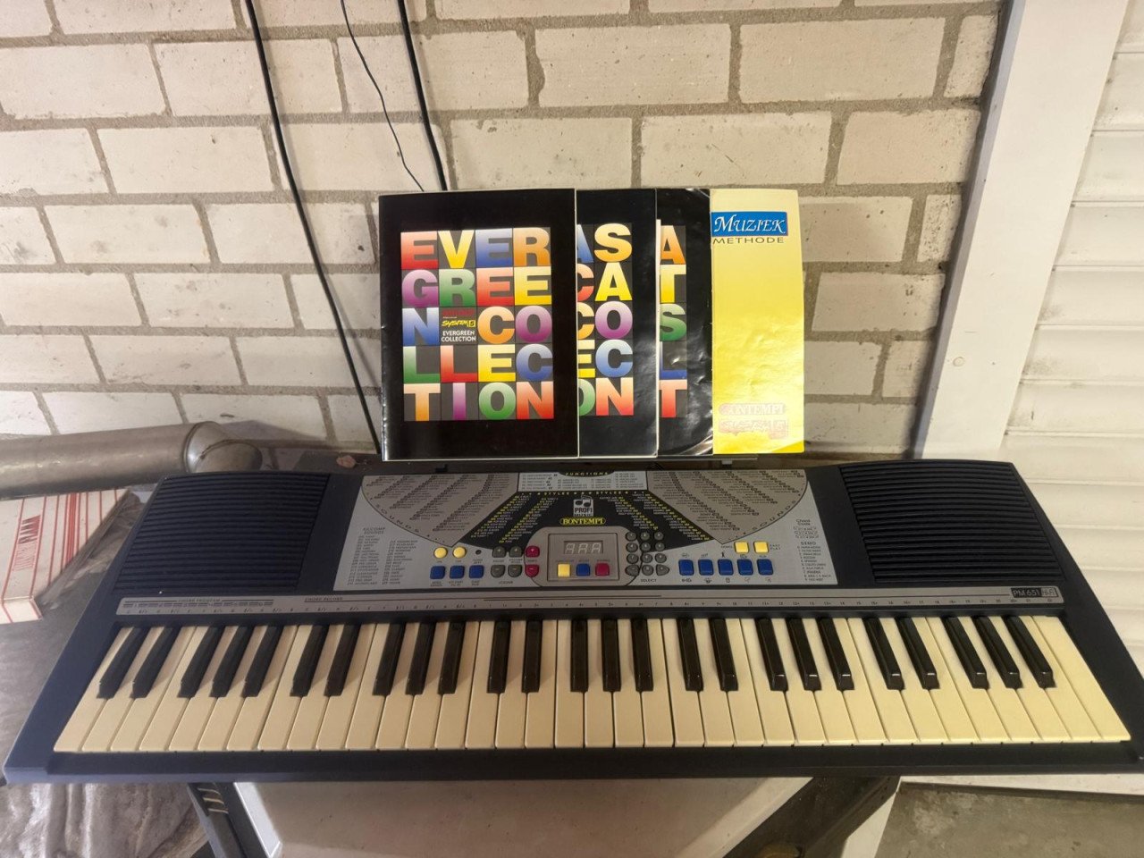 Keyboard ProMusic PM651 HiFi