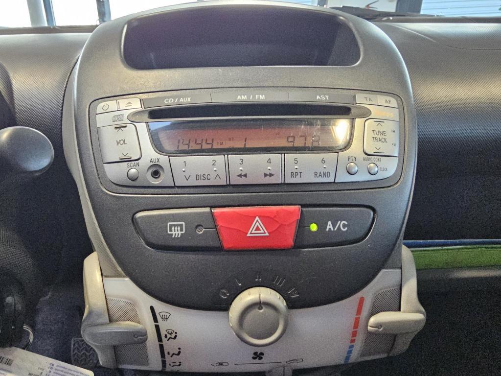 Peugeot 107 1.0-12v xs