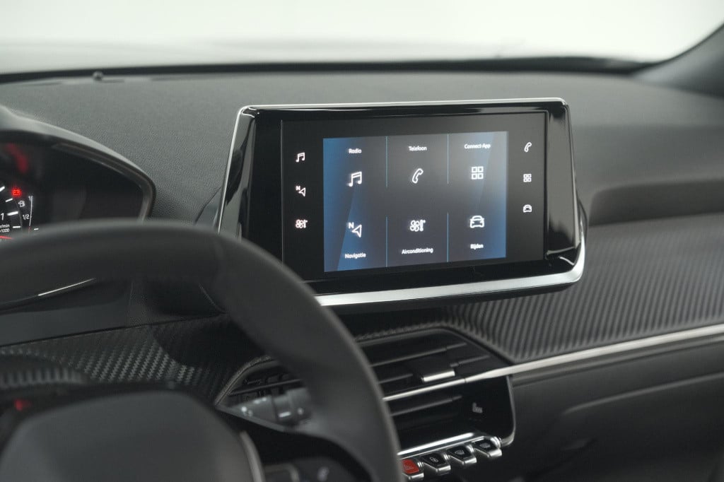 Peugeot 2008 puretech 130 active | camera | apple carplay | parkeersensoren