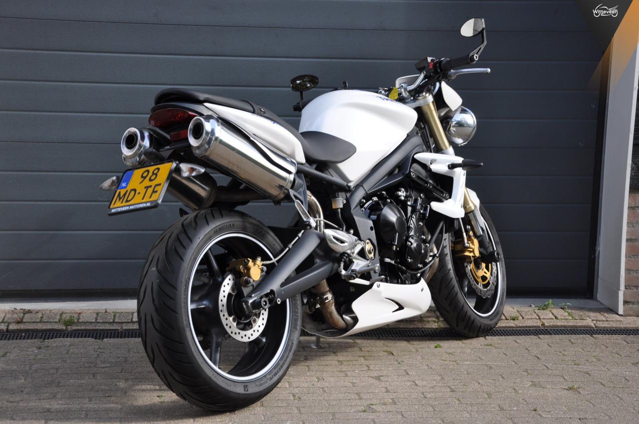 Triumph Street Triple 675