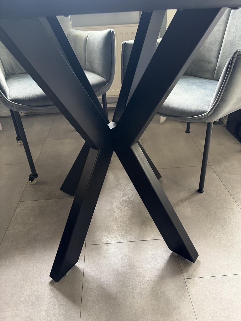 Zwarte ronde tafel 120 cm doorsnede