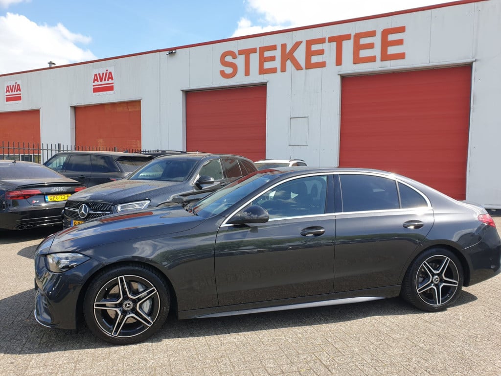 Mercedes-Benz C-Klasse 300 amg line 258pk mhev 9g-tronic