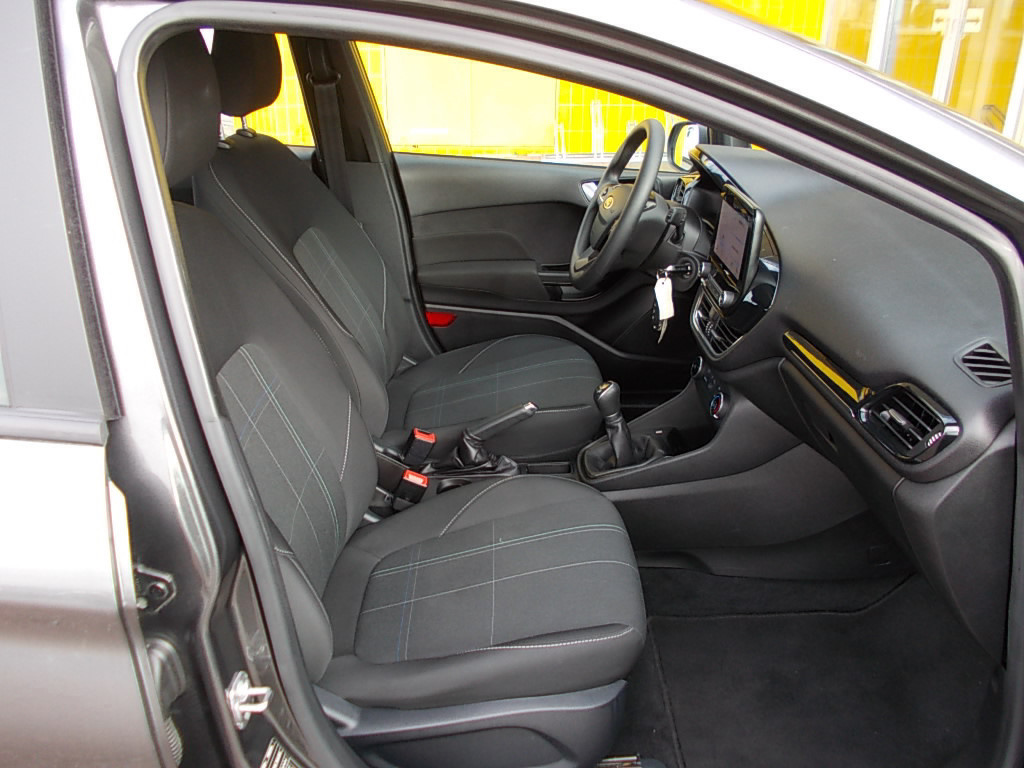 Ford Fiesta 1.1 ti-vct airco, navigatie, cruise-contr.