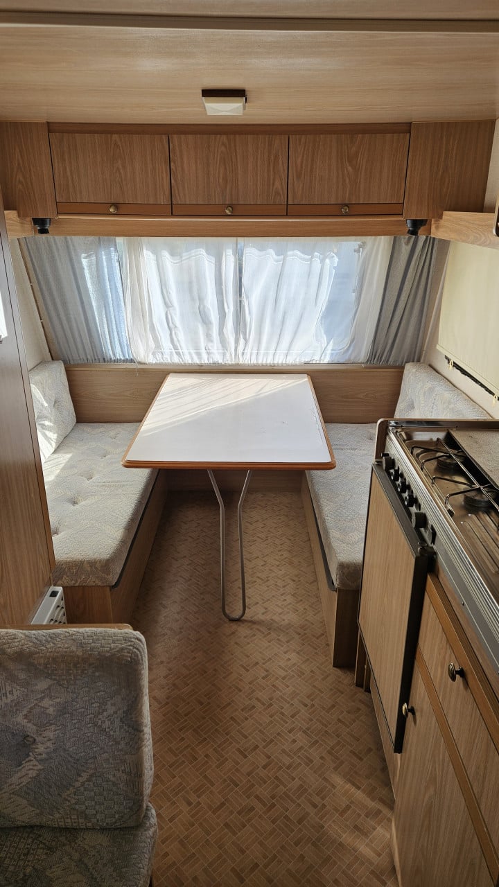 Sterckeman A 4002. Isabella tent