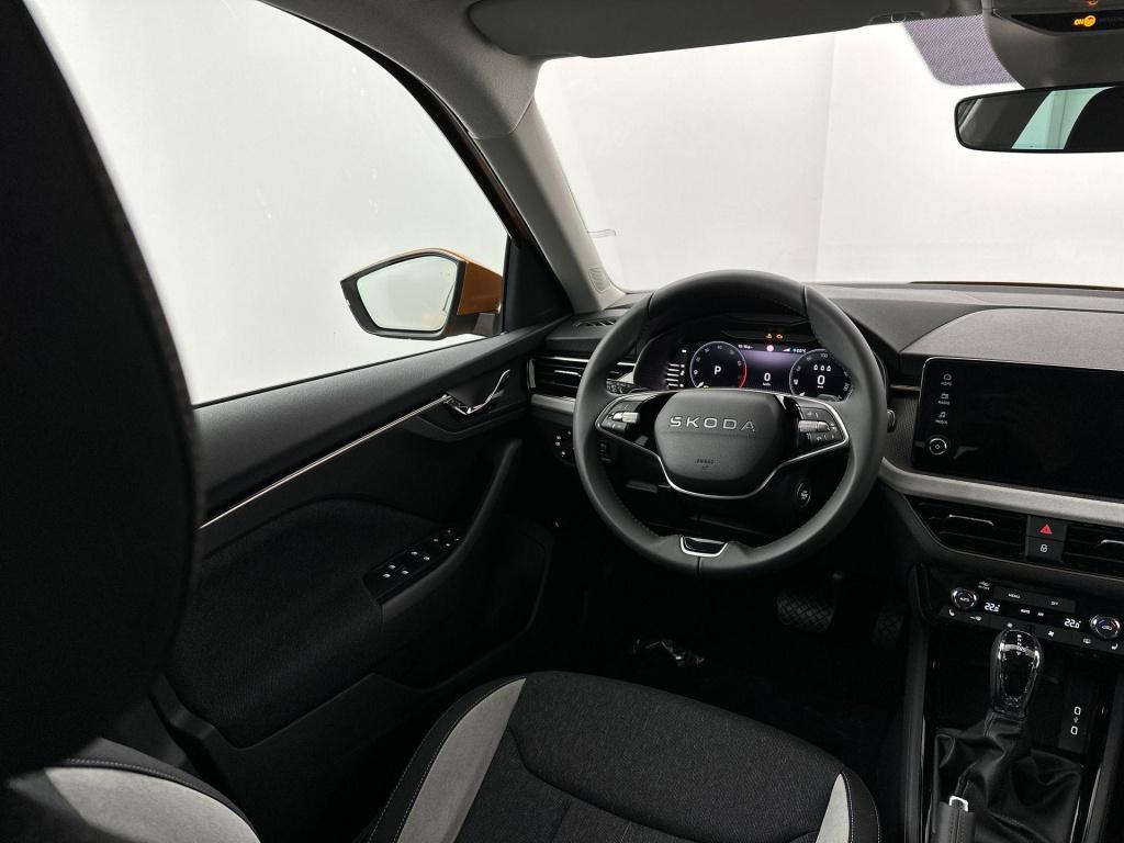 Skoda Kamiq business edition 1.0 tsi 85 kw / 115 pk suv 7 vers