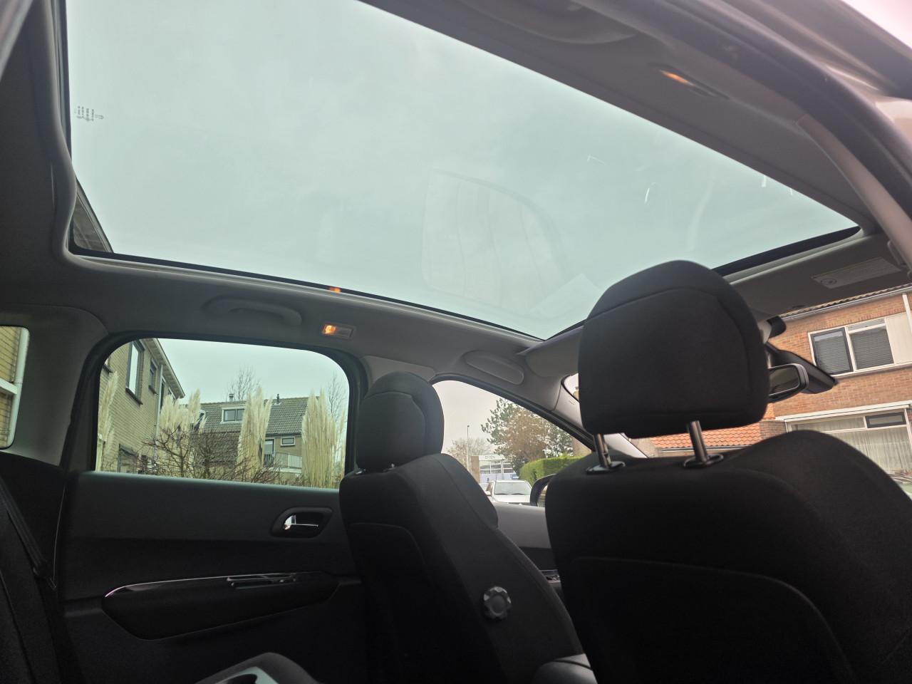 Tekoop zeer mooie Peugeot 3008 1.6 VTI Premiére