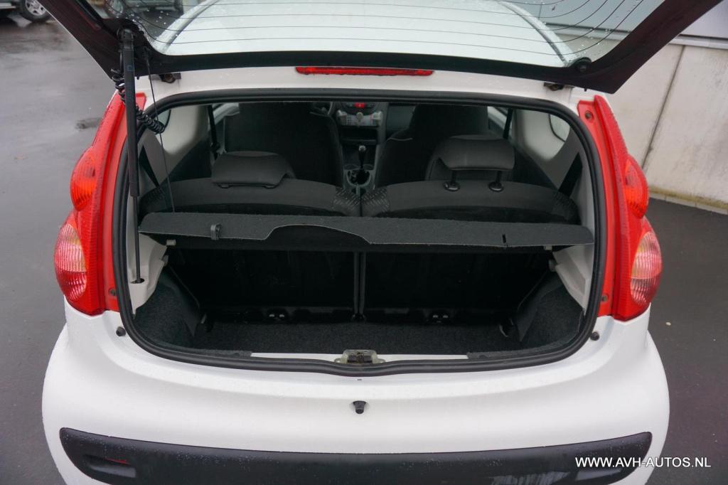 Peugeot 107 1.0-12v xs