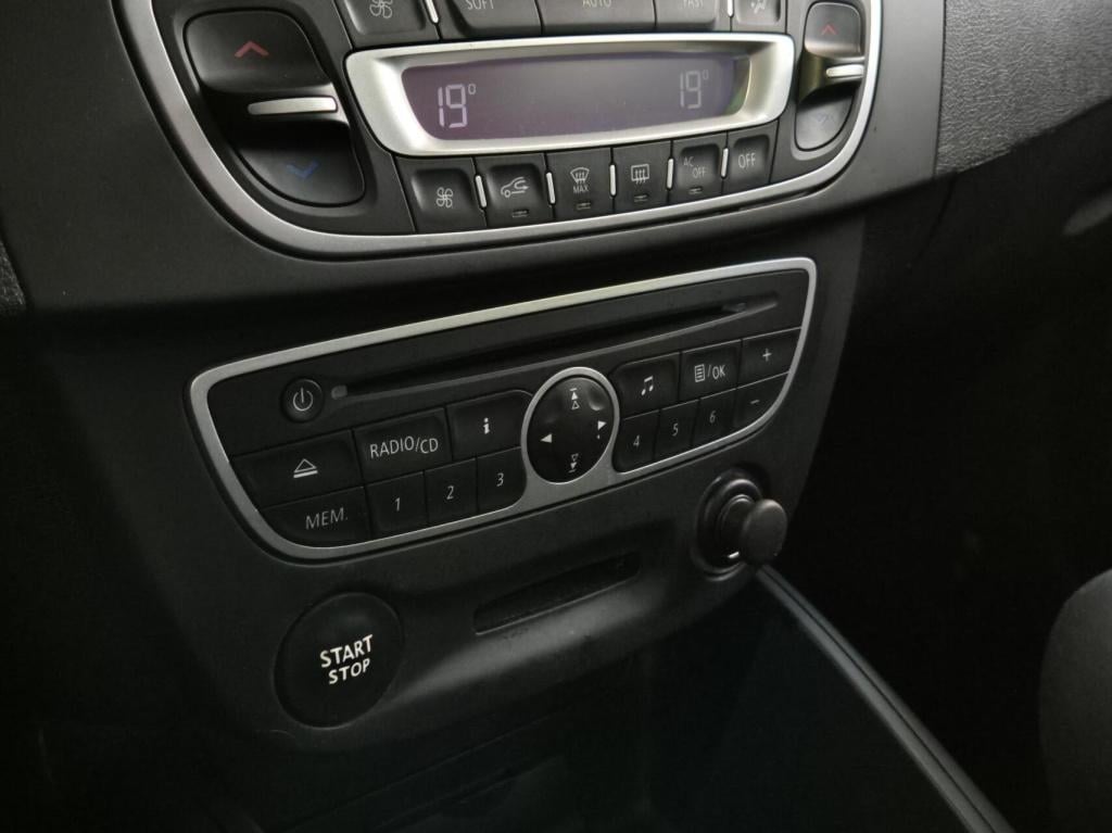 Renault Megane coupé 1.6 parisienne / trekhaak / keyless