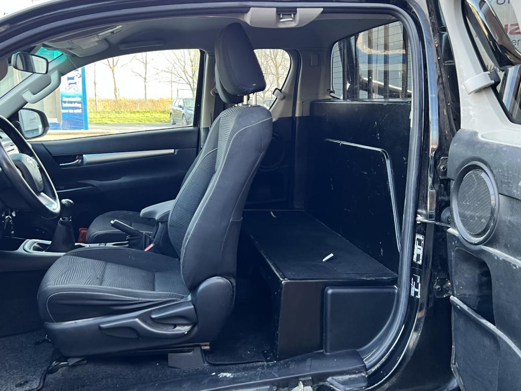 Toyota Hilux 2.4 d-4d-f xtra cab professional 3500 kg trekgewicht | ex btw