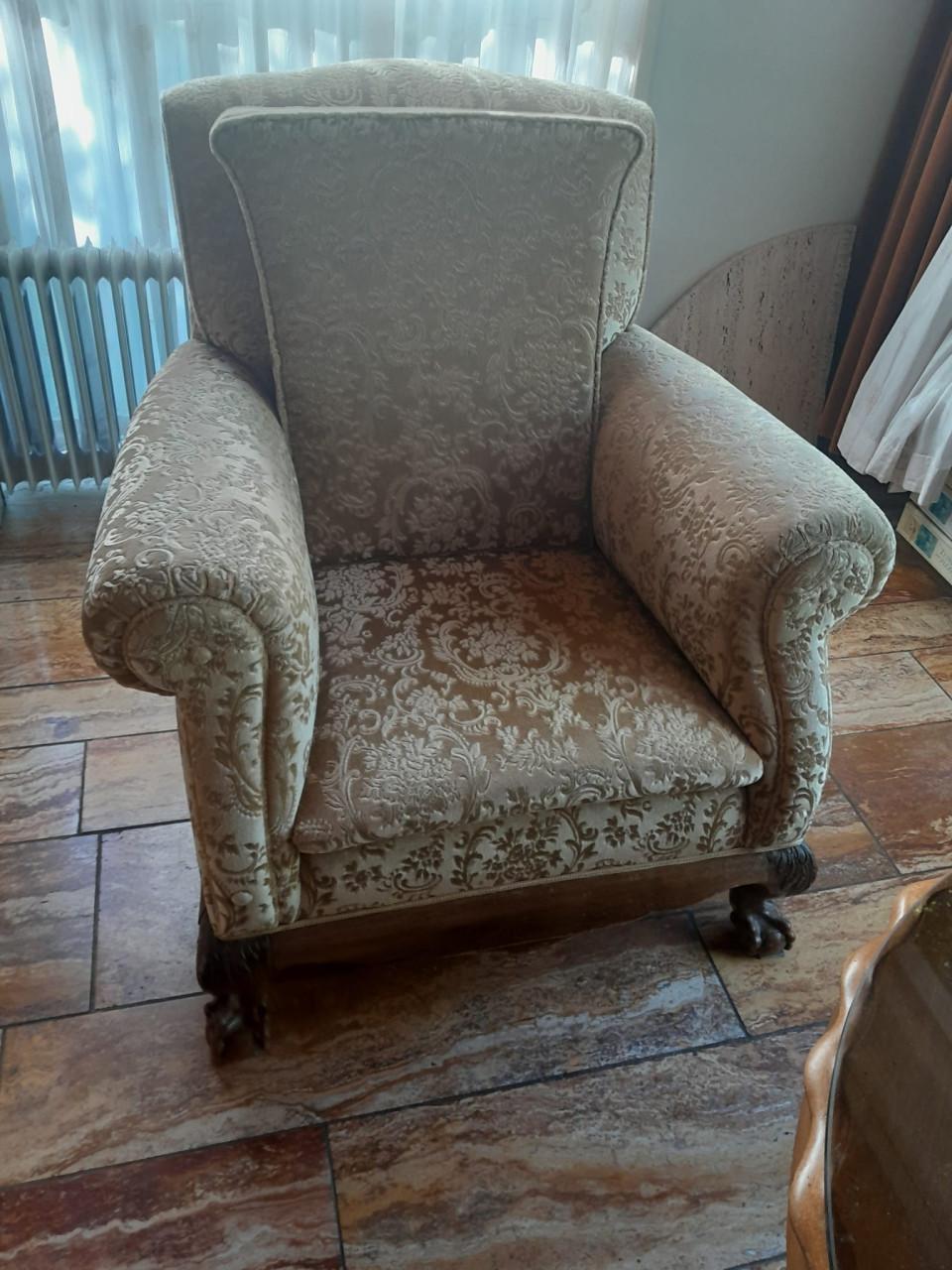 2+3 zits bank, 2 fauteuils en 2 salontafels