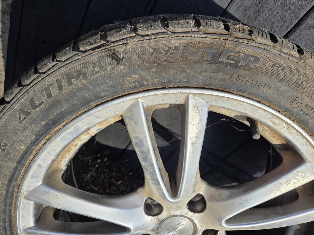 Winterbanden met velg