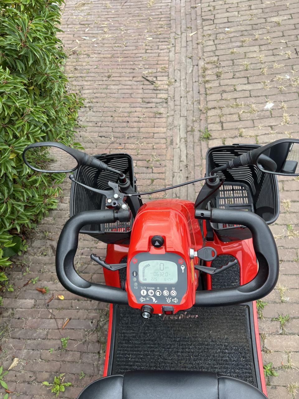 Mango Freerider F1 scootmobiel 630 KM 4wielen  snelheid