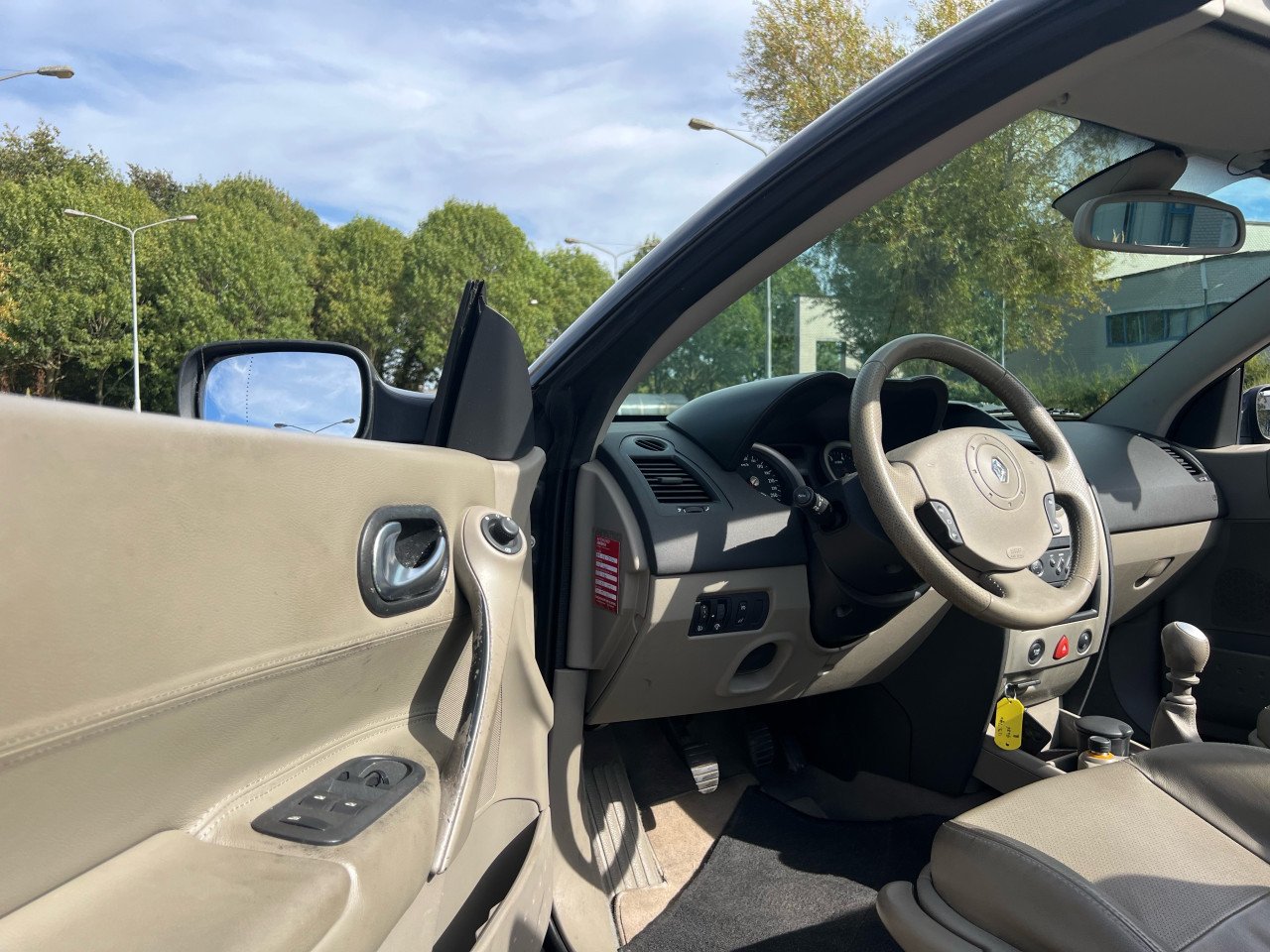 Renault Megane Cabrio 2.0 |Apk | Nap|Airco | Cruise | Lage KM | Vol Optie’s