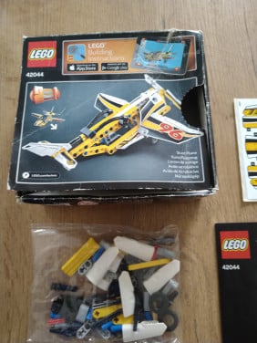 Lego vliegtuig 42044