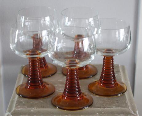 6 Vintage Duitse Roemers Wijnglazen oranje bruine Voet