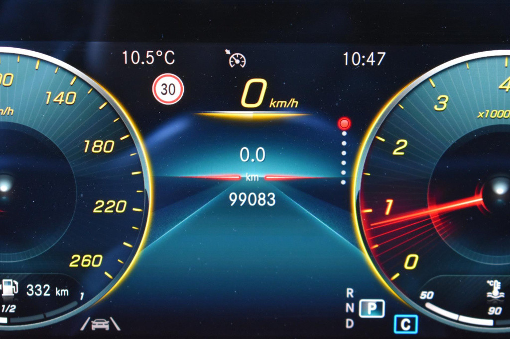 Mercedes-Benz Cla shooting brake 200 amg night | sfeerverlichting | panoram