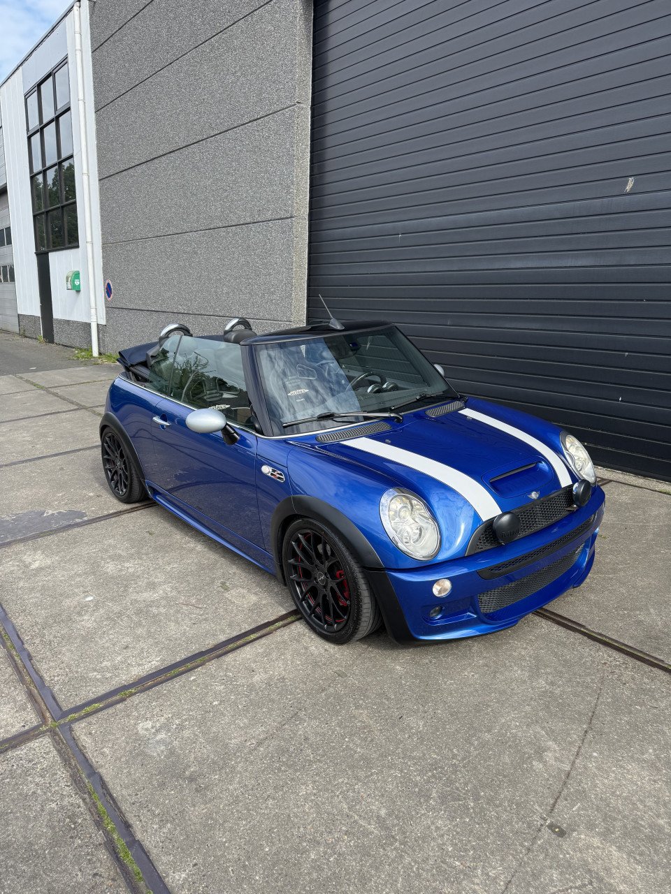 Mini Cooper S JCW Cabriolet 210PK 170DKM 2004 Collectors item!