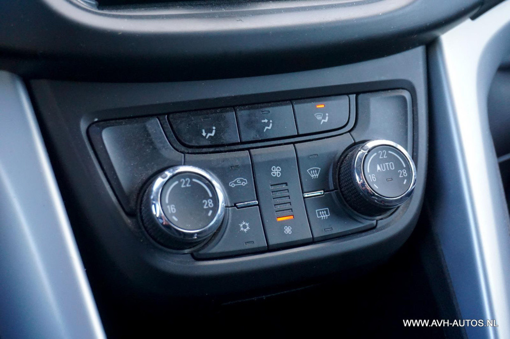 Opel Zafira tourer 1.4 edition