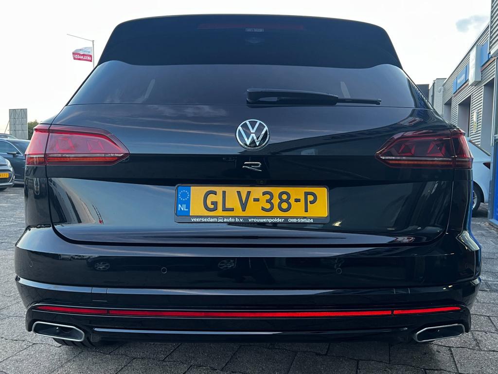 Volkswagen Touareg 3.0 tsi r ehybrid 4motion 462 pk, panodak, leer, luchtve