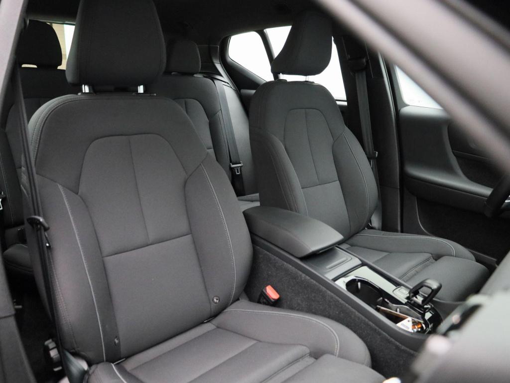 Volvo XC40 recharge core | automaat | apple carplay / android auto | virtua