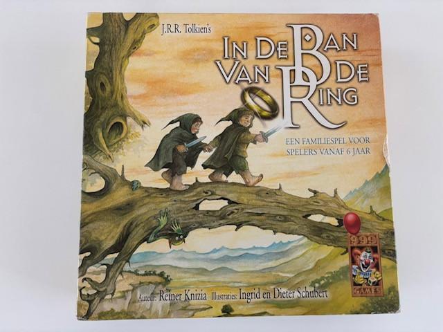 In de ban van de ring