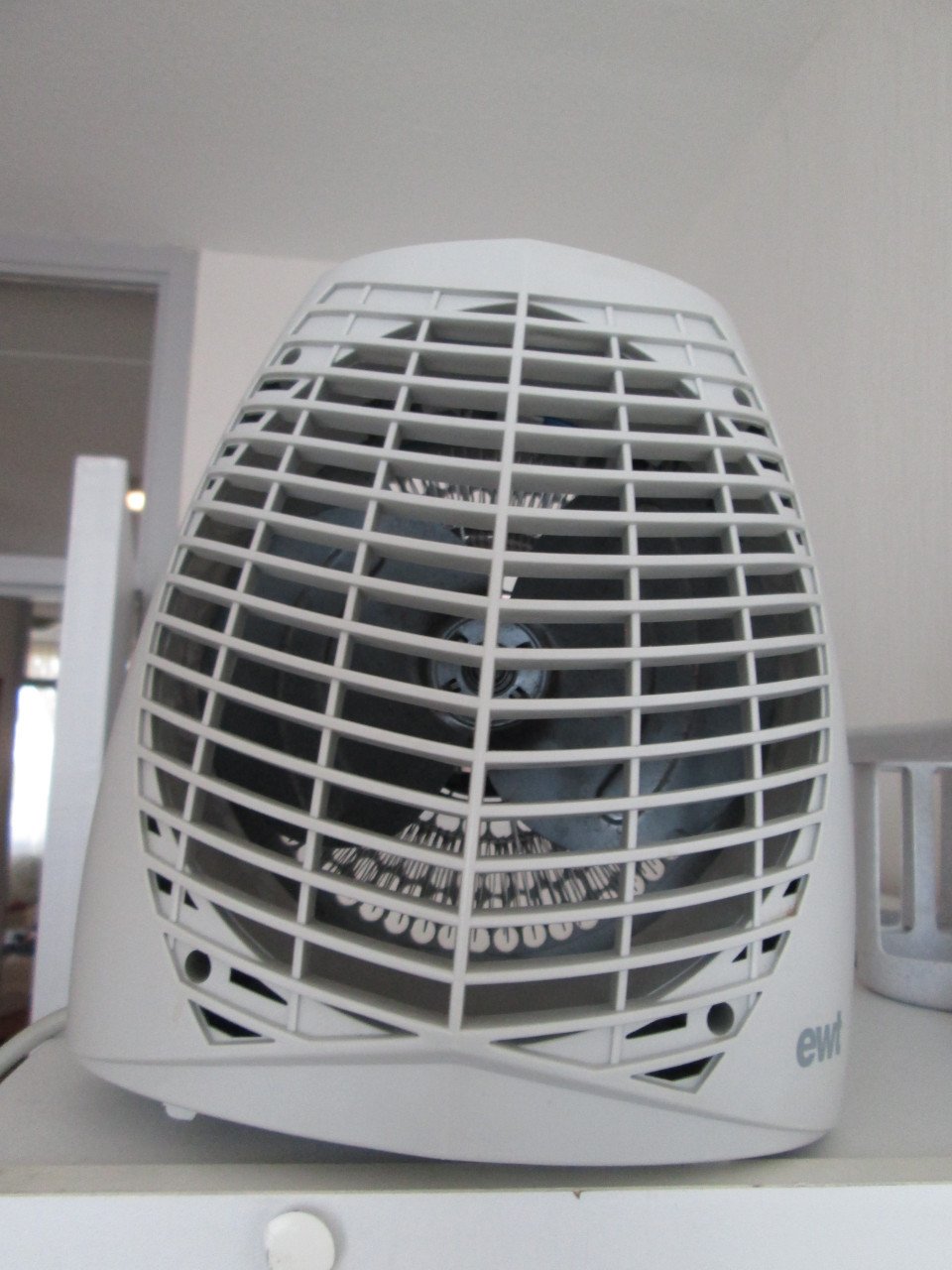 Klein ventilator kacheltje