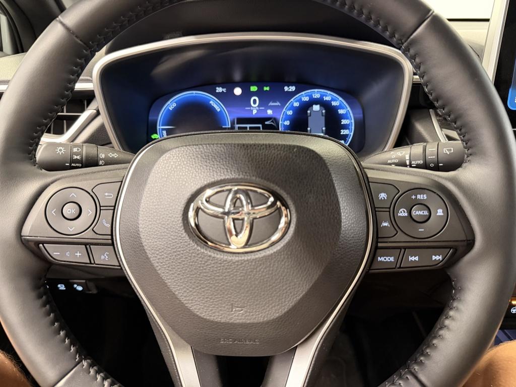 Toyota Corolla Cross 2.0 197pk hybrid launch ed| jbl| 360camera| leder| sto