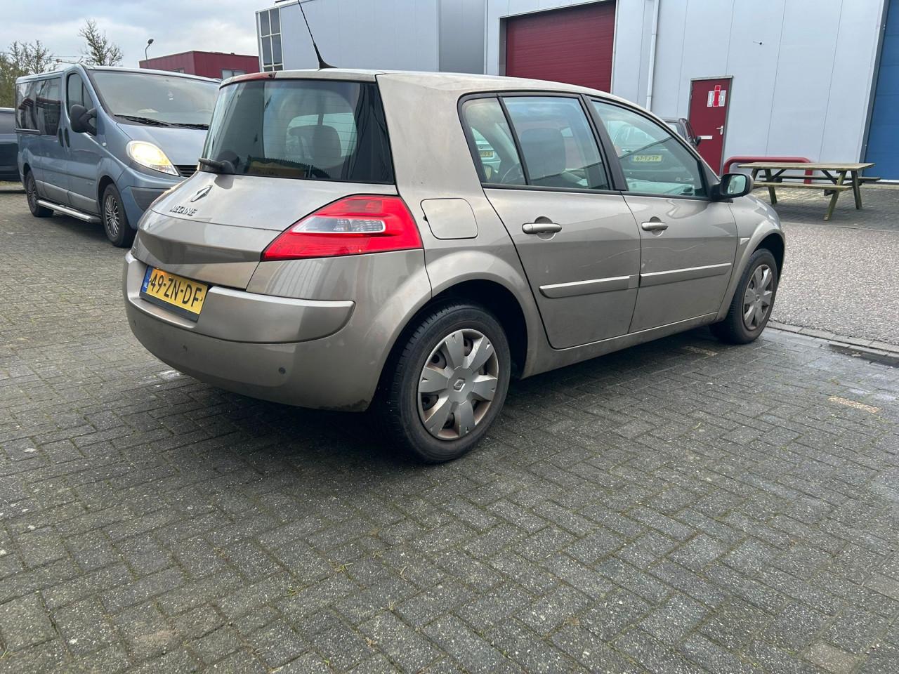 Renault Mégane 1.6-16V Business Line VEEL VOOR WEINIG!