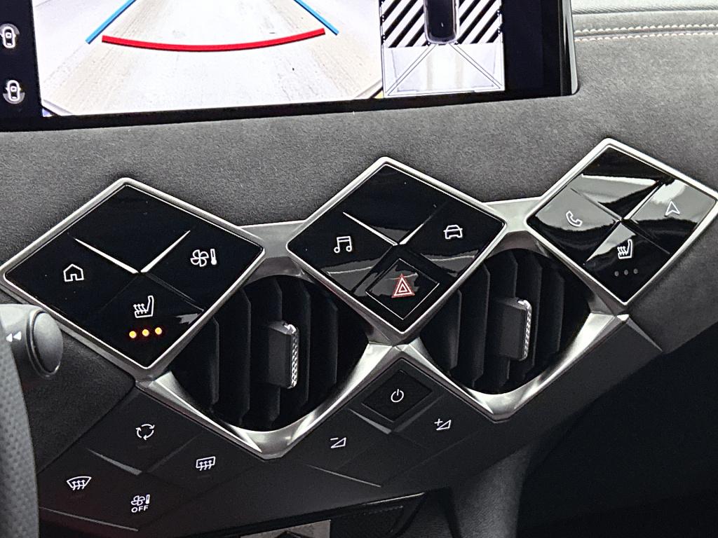 Ds Ds 3 e-tense performance line 54 kwh | camera | head-up display | stoelv