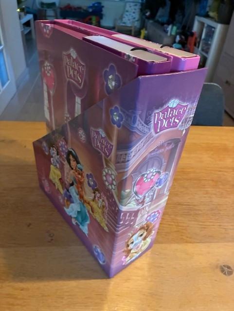 Twee opbergmappen Disney Princess Palace Pets